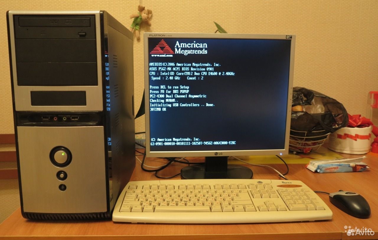Компьютер core 2. Игровой компьютер 2007 Core 2 Duo. Магазин компьютеров 2007 core2duo. Компьютер 2007 года. Старый компьютер 2007.