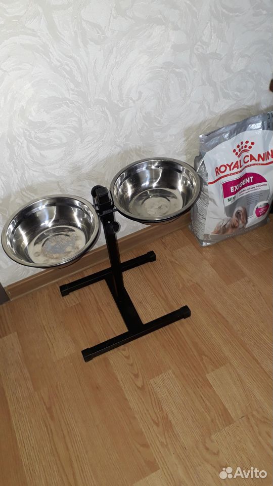 Стойка с мисками для собак купить на Зозу.ру - фотография № 1