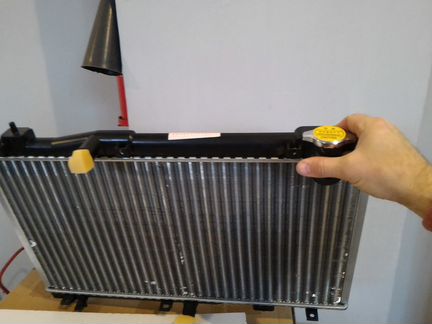 Chery Радиатор охлаждения S21-1301110 новый