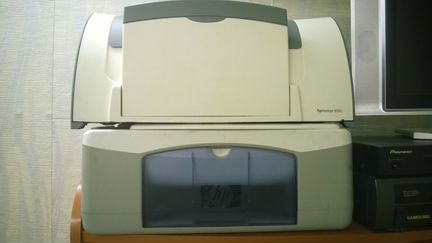 Продам 2 струйных принтера на запчасти
