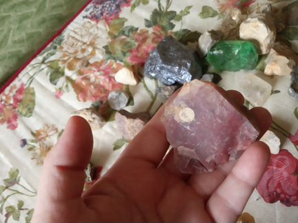 Коллекция камней и минералов