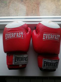 Боксерские перчатки everfast