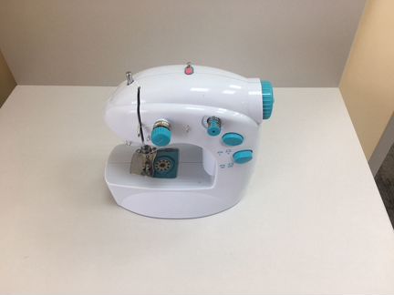 Швейная машинка EasyStitch
