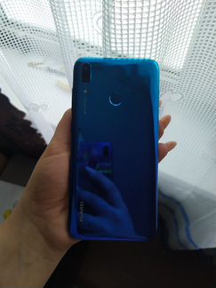 Телефон Huawei