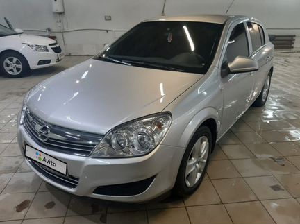Opel Astra 1.6 МТ, 2013, 46 000 км