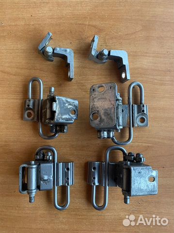 Петля двери Volkswagen Passat Б5+