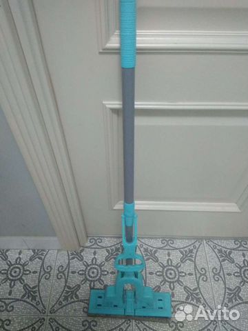 Швабра с отжимом Leifheit Piccolo