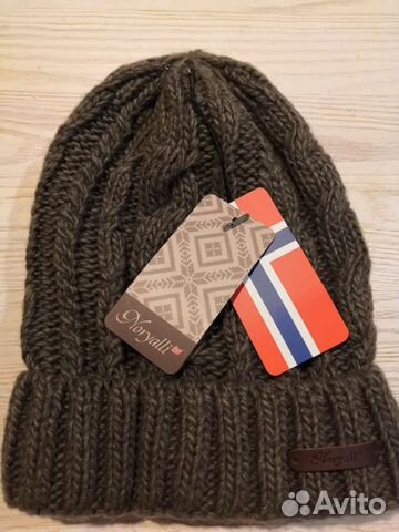 Шапки новые женские