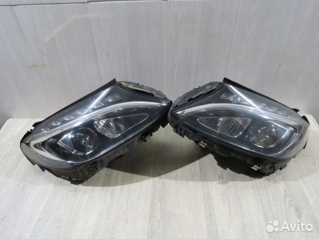Фара Mercedes-Benz W205