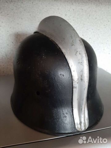 Каска пожарной полиции Германия