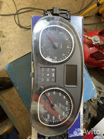 Приборная понедельник для дастера