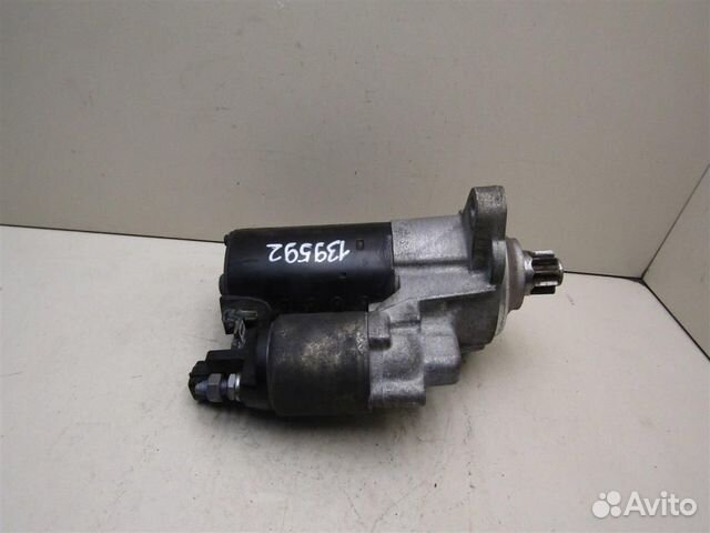 Стартер VW Golf V 2003-2009