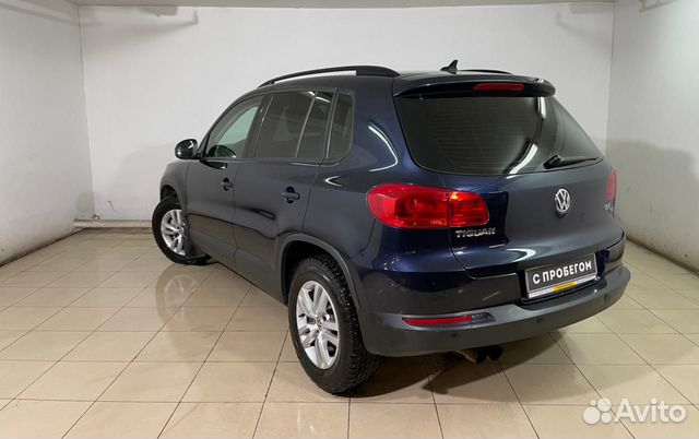 Volkswagen Tiguan `2011