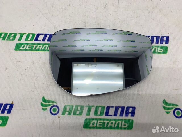 Зеркальный элемент передний правый Mazda Cx-30