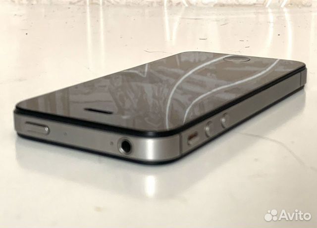 iPhone 4s 8gb (на запчасти)