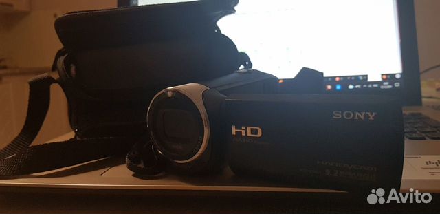 Видеокамера Sony HDR-CX405 черный