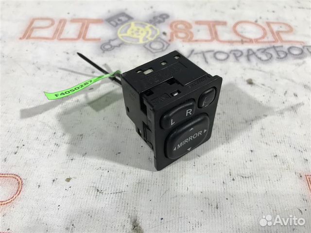Кнопка управления зеркалами Toyota OPA