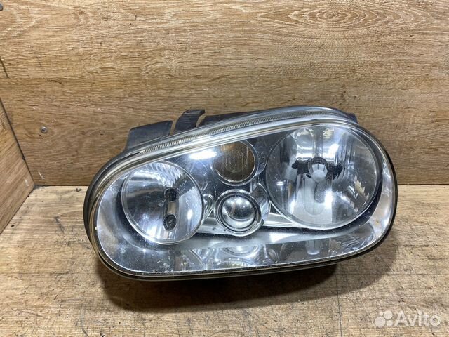Фара передняя левая Volkswagen Golf 4 141819