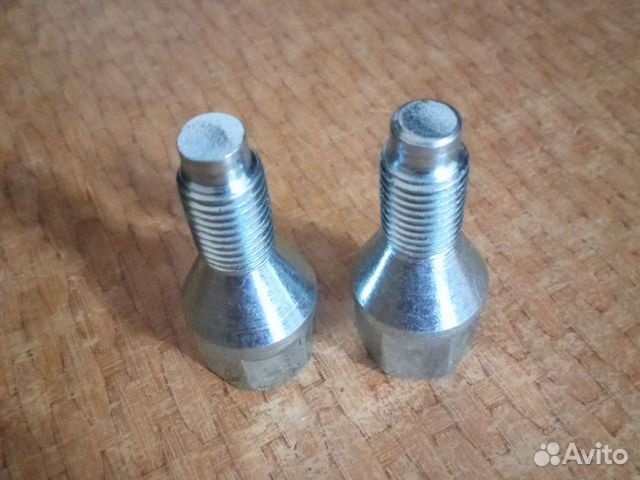 Колесные болты Logan на штамп