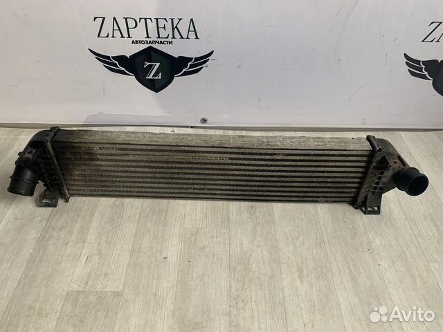 Volvo v40 Интеркулер радиатор турбины 31319168