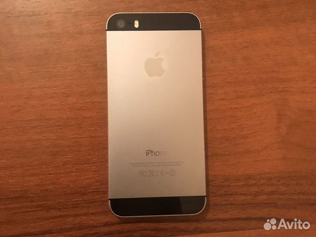 Телефон iPhone 5s 16gb