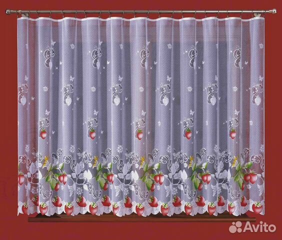 Гардина, скатерть и сидушки на табурет