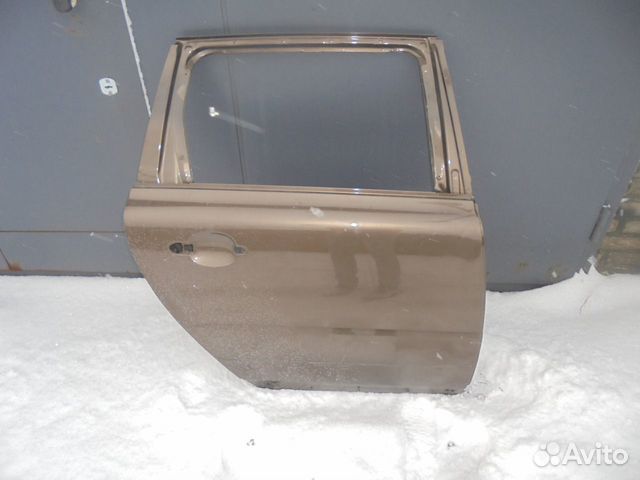 Дверь задняя правая volvo xc70