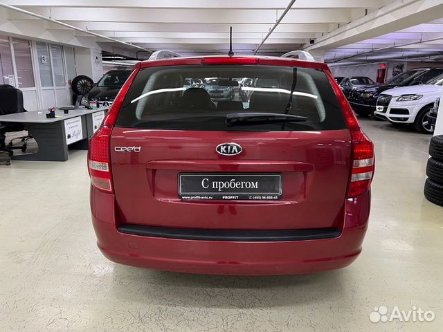 Kia Ceed `2010