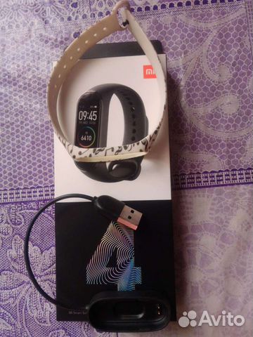 Зарядное на Xiomi mi band4
