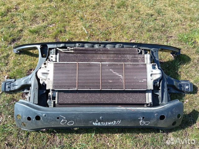 Касета радиаторов с телевизором Volkswagen T5