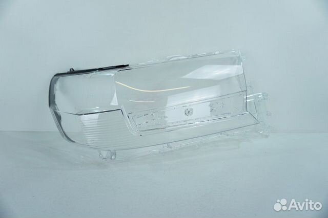 Стекло фары правое Toyota Land Cruiser 200