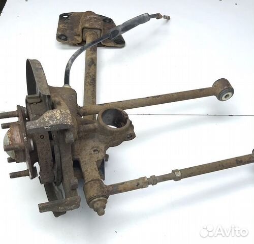 Додж Интерпид Ступица левая задняя