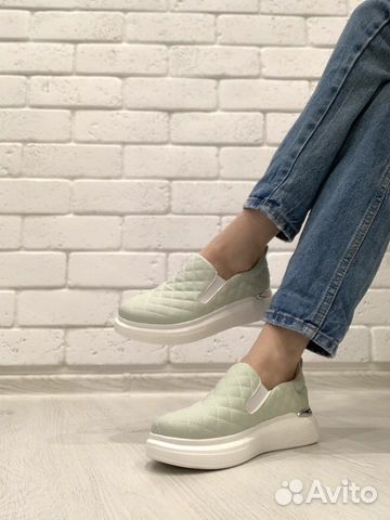 embossed croc bondi platform sneaker
