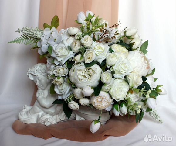 Интерьерная композиция из искусственных растений