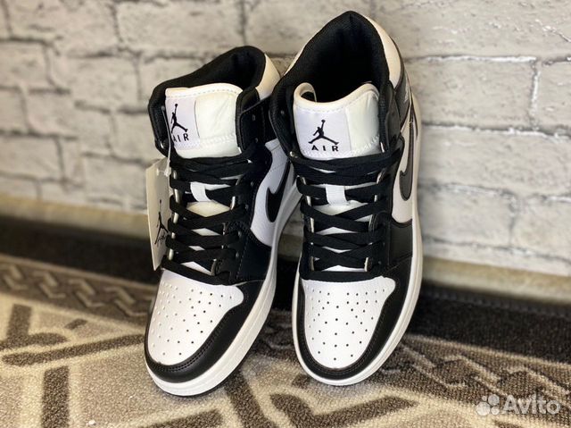 Кроссовки nike air jordan 1