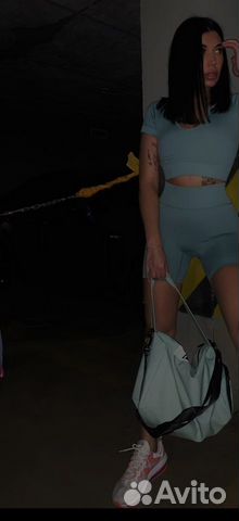 Спортивный костюм женский