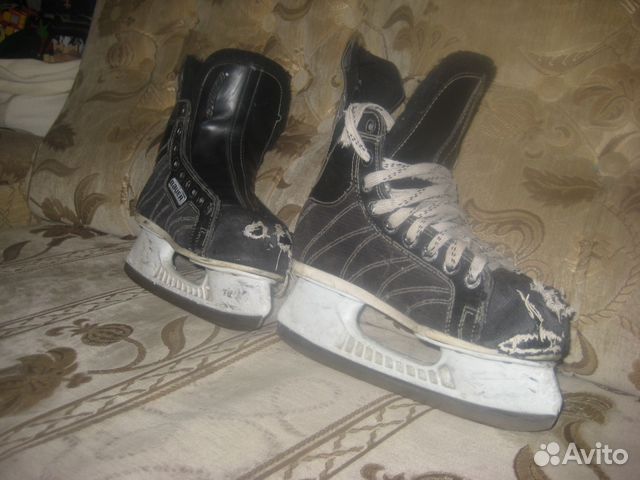 Коньки хоккейные детские б/у.36 размер Коньки хоккейные детские б/у.36 размер