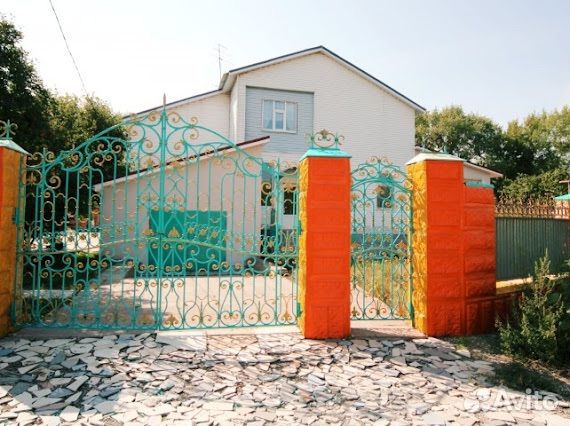 

Коттедж 450 м² на участке 10 сот.
