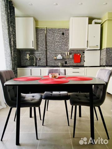 

1-к. квартира, 52 м², 2/10 эт.