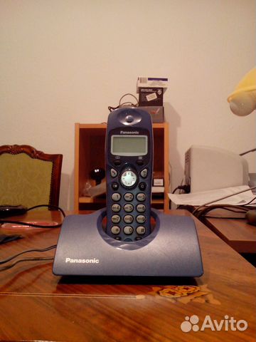 Переносной радиотелефон Panasonic KX-A140 RUF