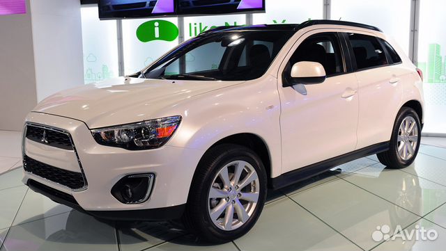 Лобовое стекло на а/м Mitsubishi Outlander 2013 Лобовое стекло на а/м Mitsubishi Outlander 2013