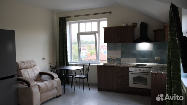 

2-к. квартира, 65 м², 2/3 эт.