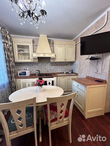 

2-к. квартира, 57 м², 2/6 эт.