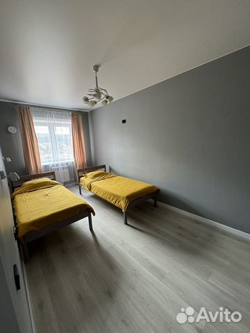 

2-к. квартира, 63 м², 2/5 эт.