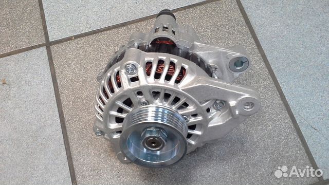 Mitsubishi Pajero Montero генератор MD350609
