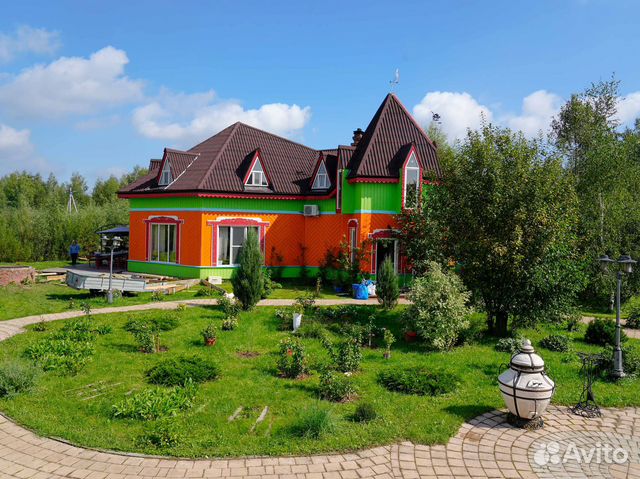 

8-к. коттедж, 450 м²