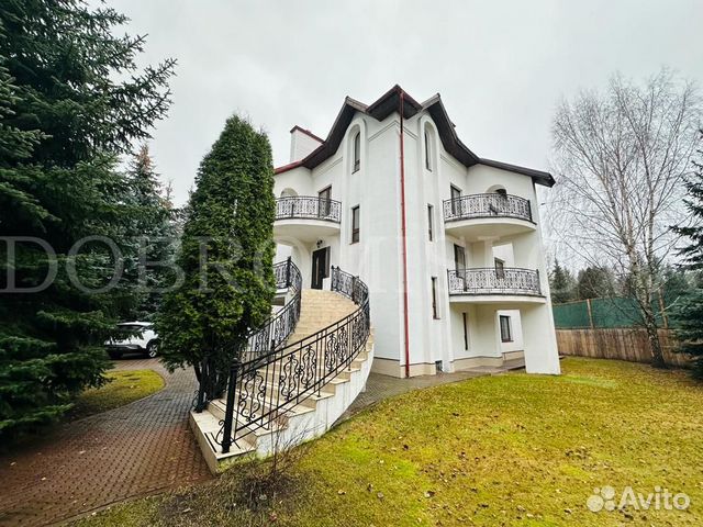 

6-к. коттедж, 580 м²