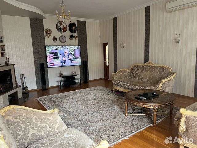 

4-к. дом, 250 м²