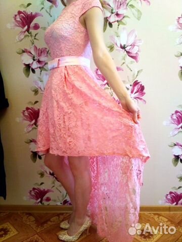 Новое праздничное платье с кружевом Новое праздничное платье с кружевом