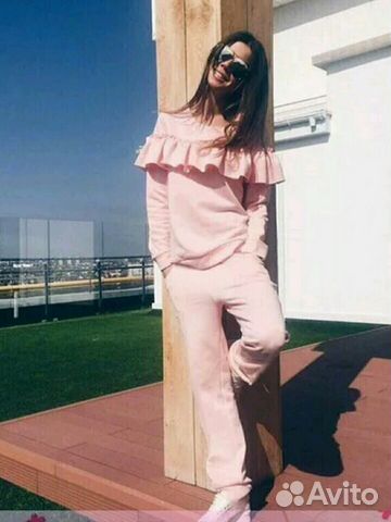 Костюм женский